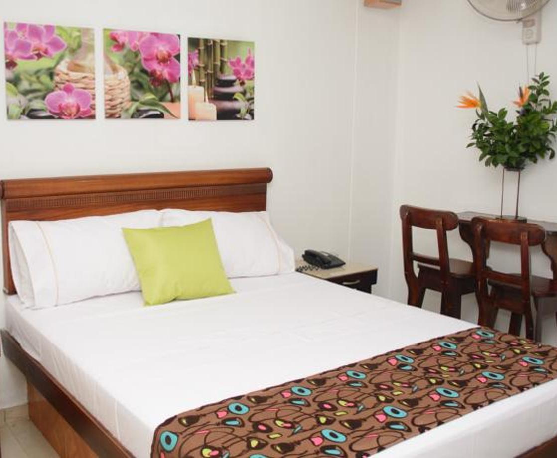 Hotel Alcaravan Medellin Itagüí エクステリア 写真