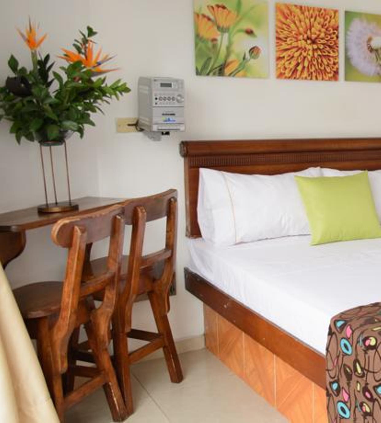 Hotel Alcaravan Medellin Itagüí エクステリア 写真