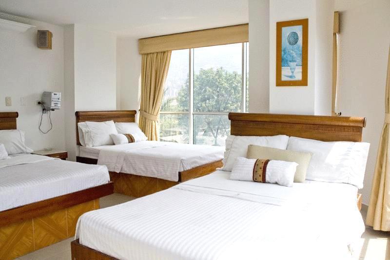 Hotel Alcaravan Medellin Itagüí エクステリア 写真