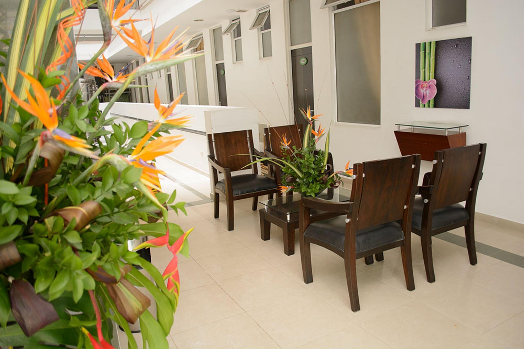Hotel Alcaravan Medellin Itagüí エクステリア 写真