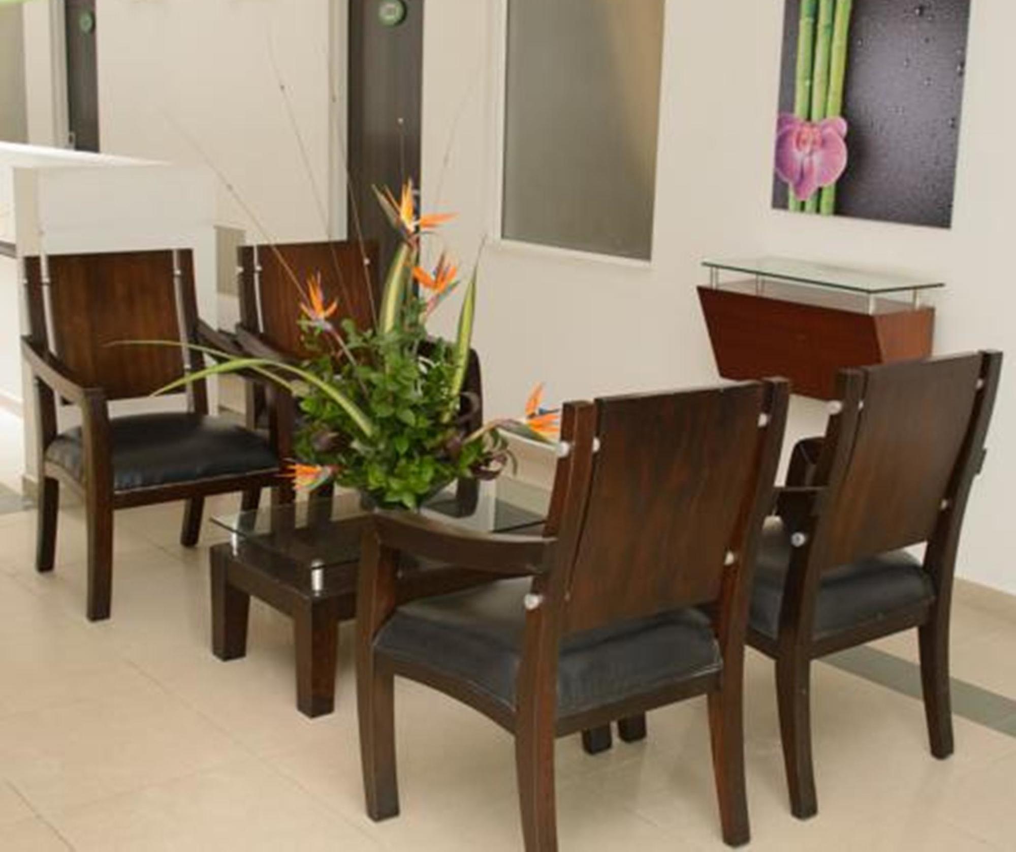 Hotel Alcaravan Medellin Itagüí エクステリア 写真